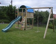 Oblíbené hřiště Jungle Villa a Swing Module
