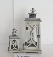 Dřevěná lucerna D7213/B - výška 46 cm