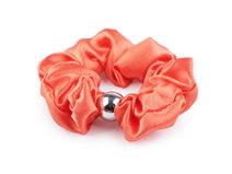 Saténová scrunchie gumička do vlasů / náramek s korálkem