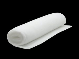 Vatelín rouno z dutého vlákna 300g / tl. 2cm - METRÁŽ š. 150 cm
