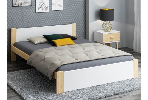 Dřevěná postel Lola 140 x 200 cm