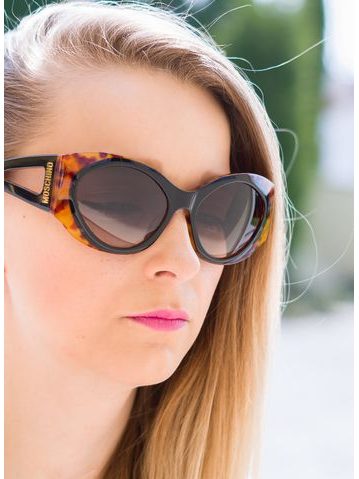 Moschino slnečné okuliare čierno korytnačej -