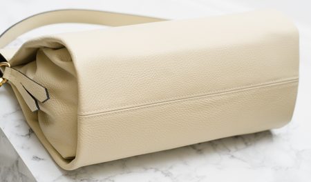 Dámská exkluzivní kožená kabelka s magnety - béžová -