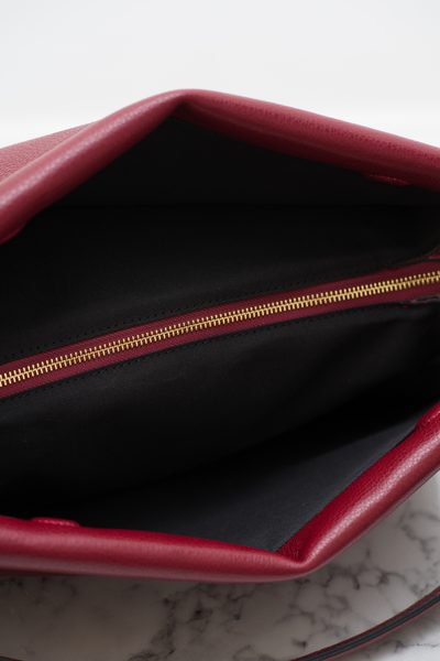 Dámská exkluzivní kožená kabelka s magnety - vínová -