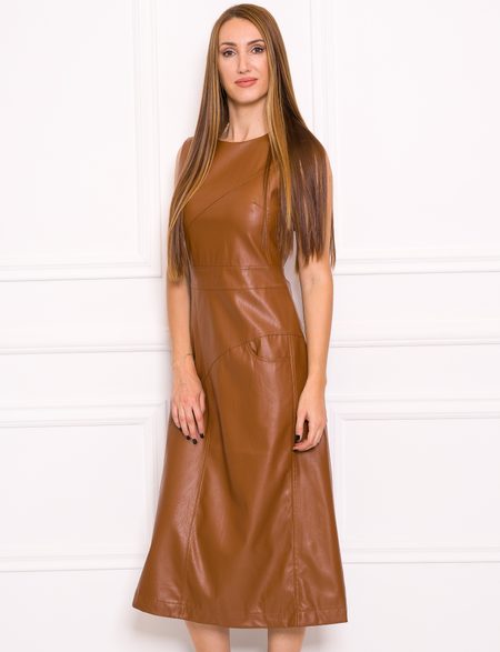 Dámské koženkové šaty midi - hnědá -