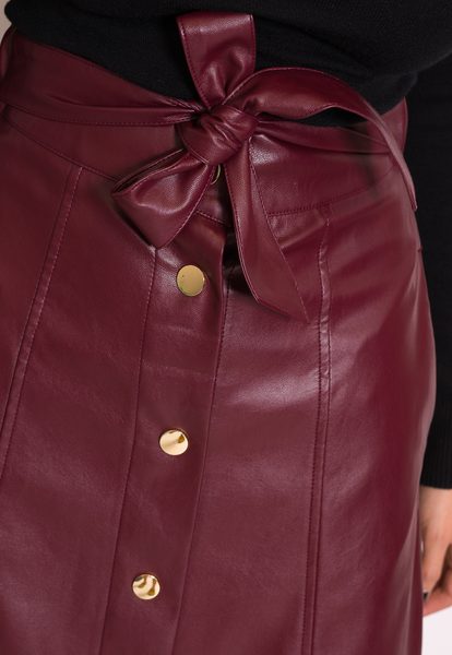Dámská koženková sukně s knoflíky midi - vínová -