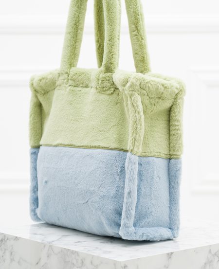 Dámska veľká obojstranná kabelka s chlpom zeleno - modrá -
