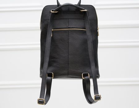 Dámský kožený batoh jednoduchý - černá -