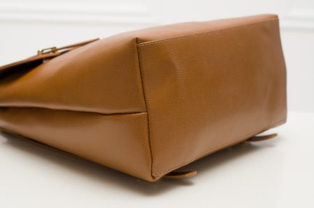 Dámský kožený batoh na patenty ražený - hnědá -