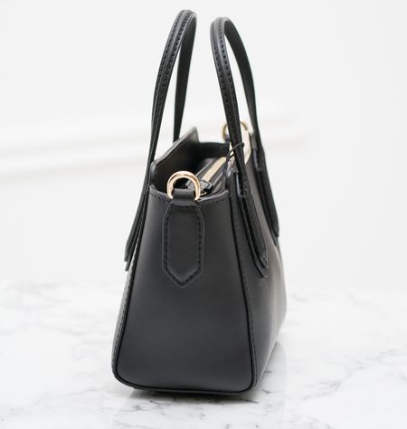 Emporio Armani kožená kabelka - černá -