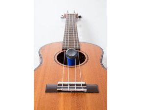 MusicNomad MN302 Humilele pro ukulele, zvlhčovač