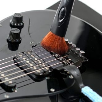 MusicNomad MN292 Total Guitar Spa Kit - sada čistících prostředků 15ks