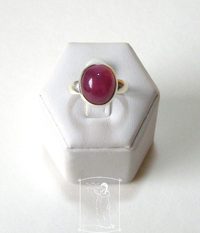 Rubín - stříbrný prsten
