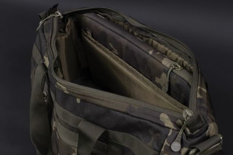 Korda Taška Compac Messenger Bag Dark Kamo