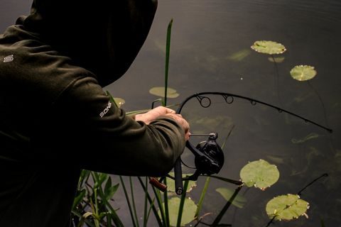 Sonik Pruty s navijáky a podběrákem Xtractor 2 Rod Carp Kit 10' 3m 3,25lb