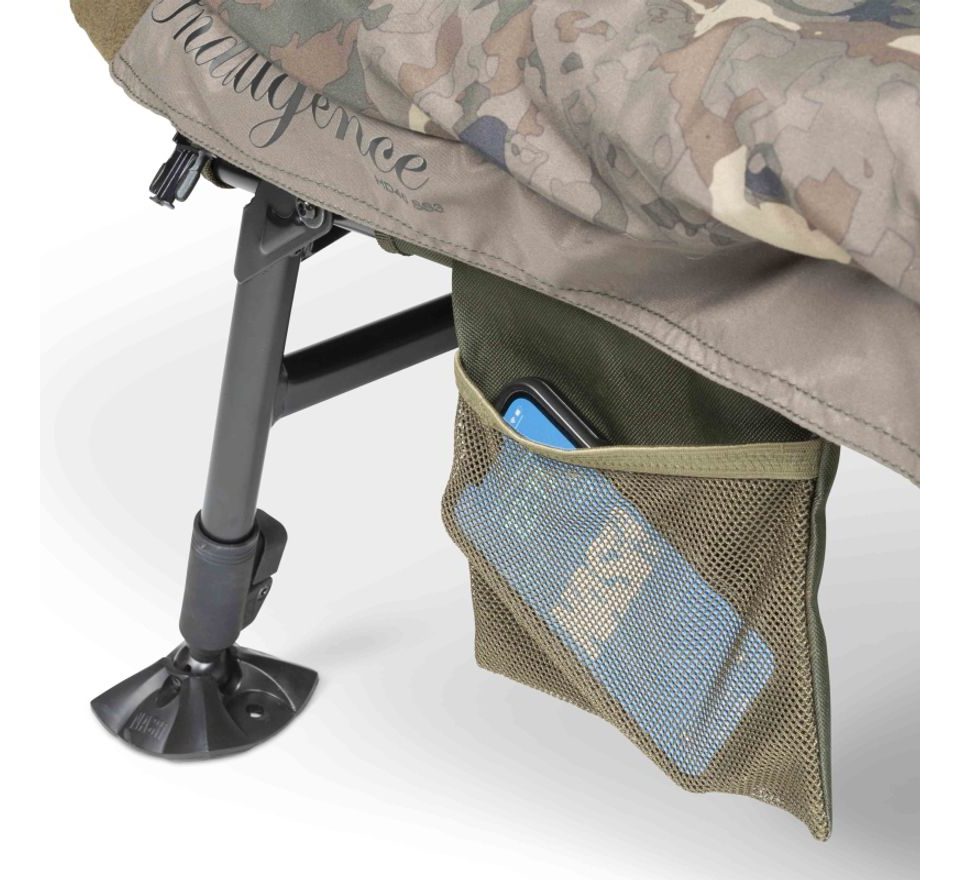 Nash Lehátko se spacákem Indulgence HD40 8 Leg Sleep System Camo Wide