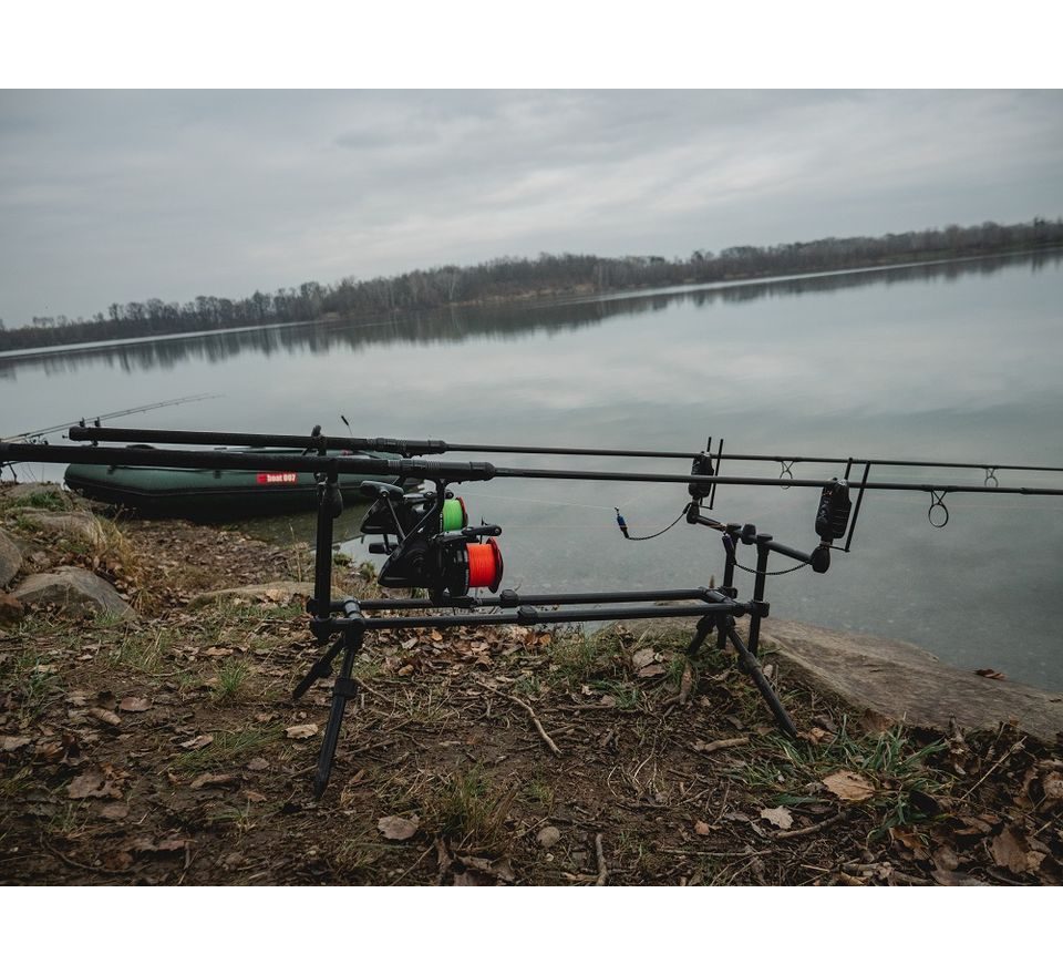 Giants Fishing Stojan Compact Rod Pod 3 Rods