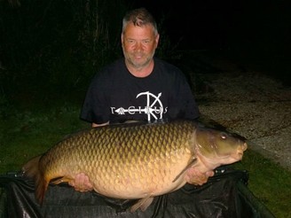 Další francouzský obr aneb 37 kg šupináč z jezera Les Teillatts