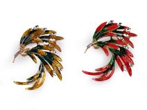 Brož s broušenými kamínky rajka