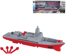 Torpédoborec bitevní válečná loď střílí projektily na setrvačník set s náboji