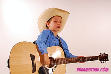 ZVUKOVÉ HRAČKY PRO NEJMENŠÍ POMÁHAJÍ K ROZVOJI DÍTĚTE