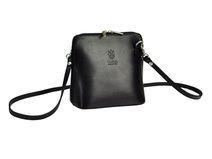 Kožená malá dámská crossbody kabelka černá KK-1702