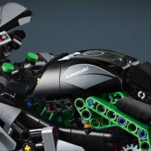 LEGO TECHNIC NEOM Auto McLaren Extreme E Race Car 42166
