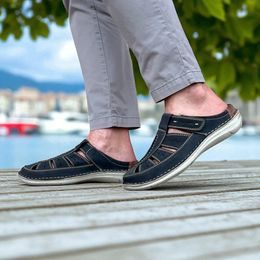 Baleríny černé Mediline elastické 627228 na hallux