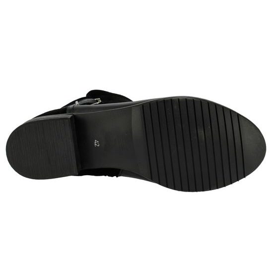 Nadměrné kotníkové boty De Plus černé 9748-K-M