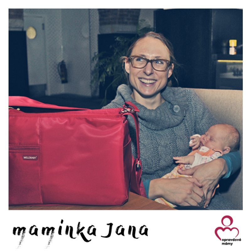 Jana testuje přebalovací tašku Melotote značky Melobaby