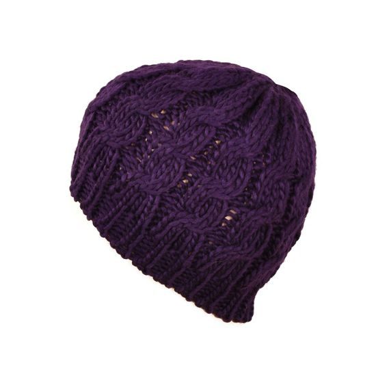 Pletená fialová čepice