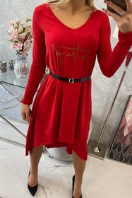 Dámské červené šaty s páskem