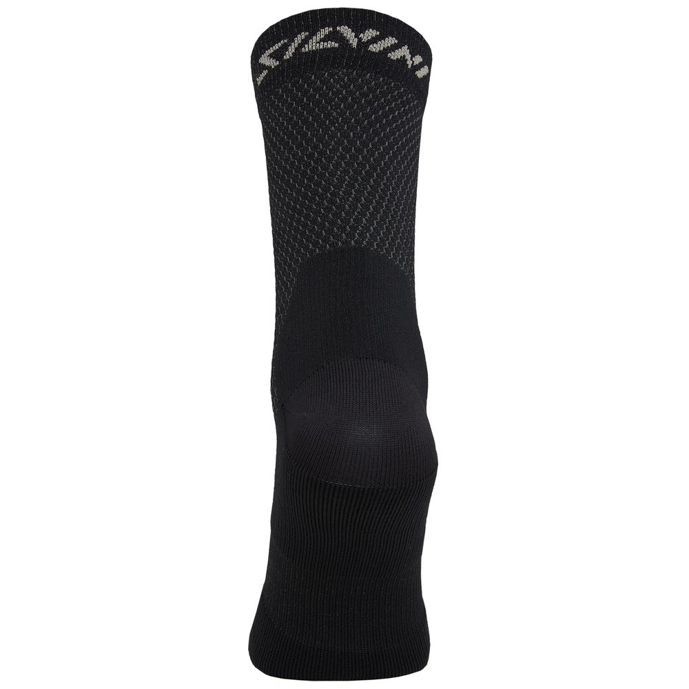 Pietore, black