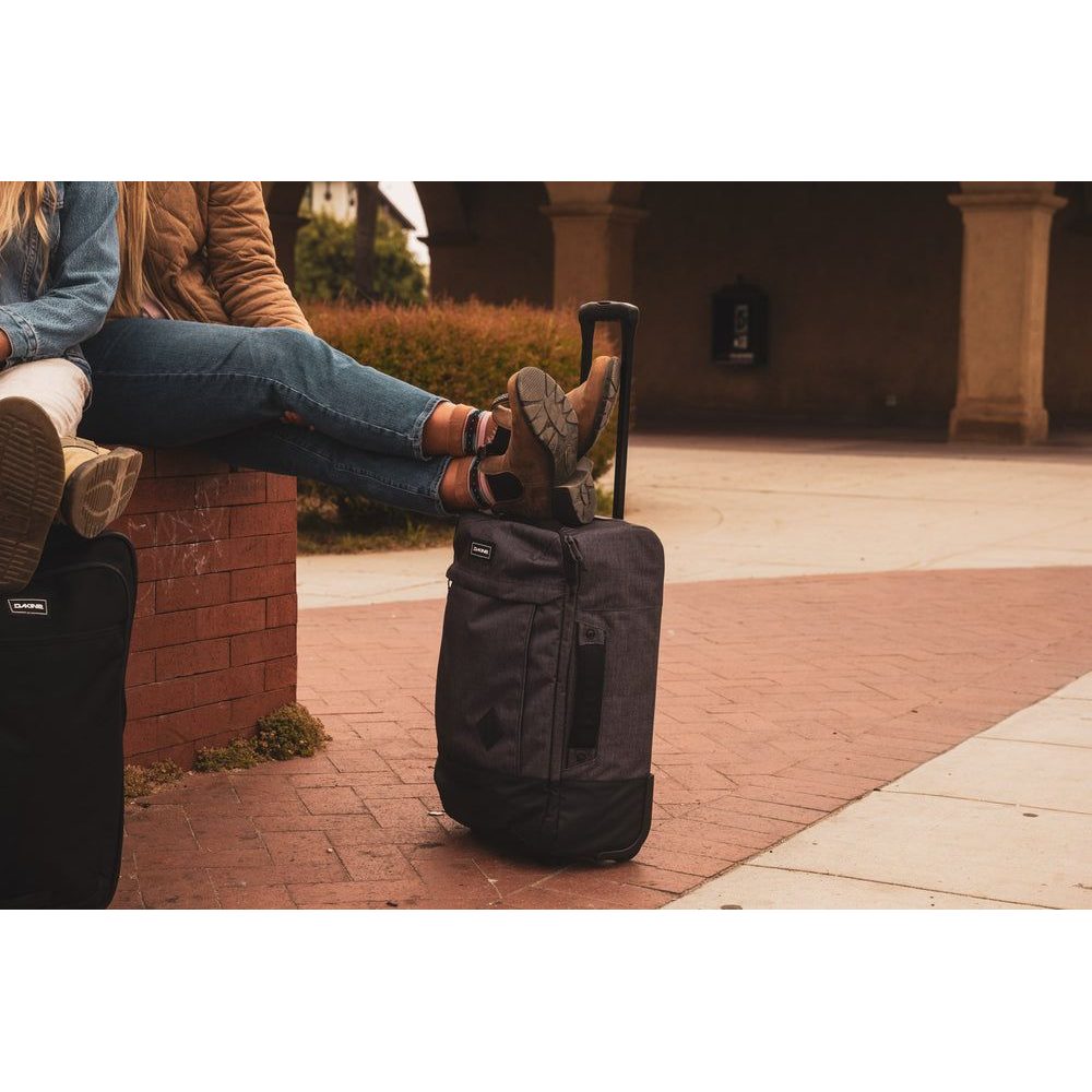 365 CARRY ON ROLLER 40L black