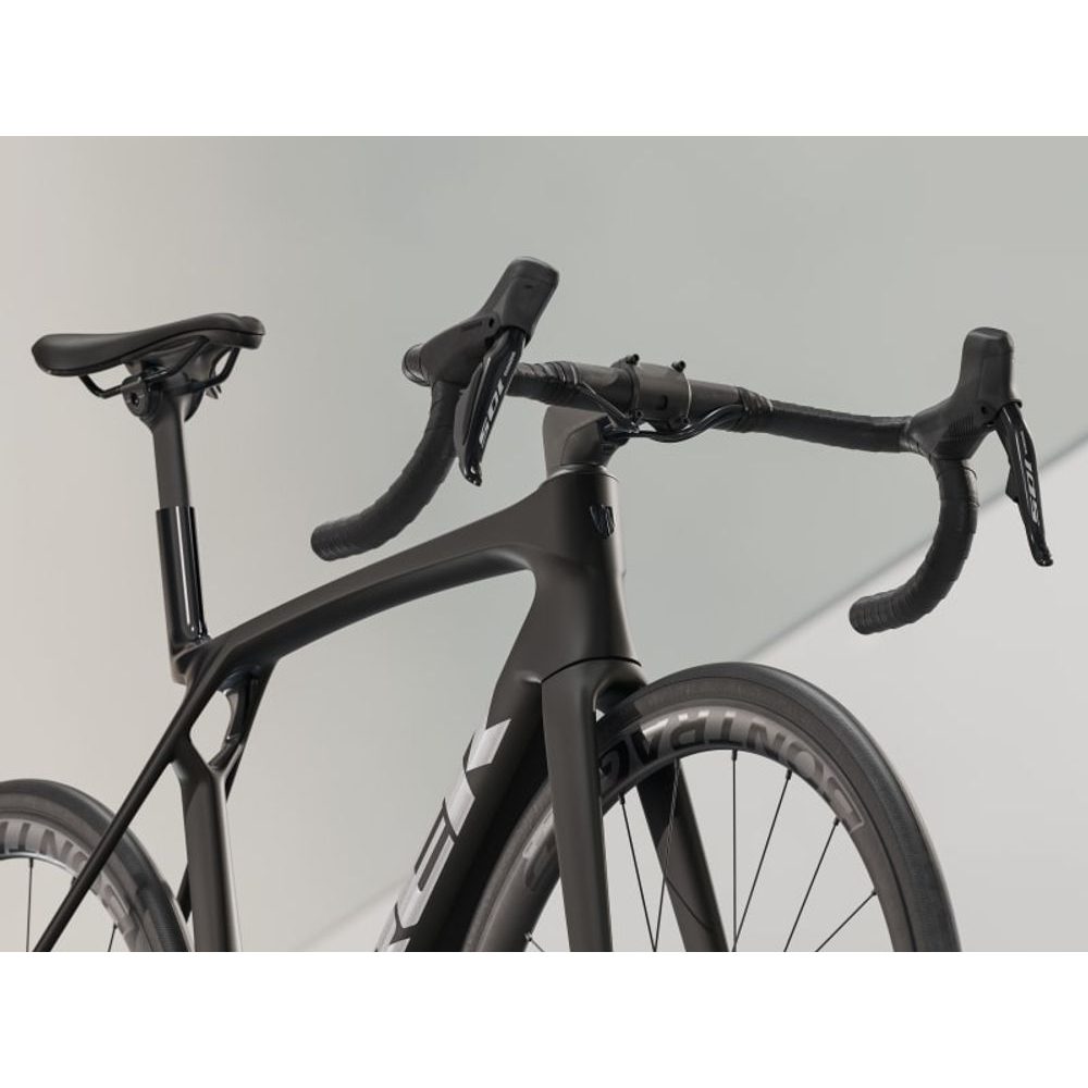 Madone SL 6 Matte Dark Web