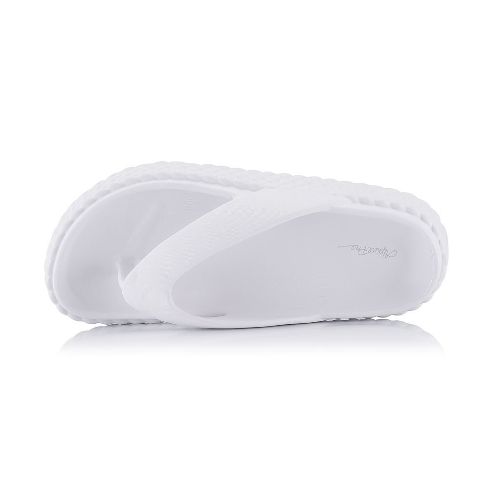 CHIMA white