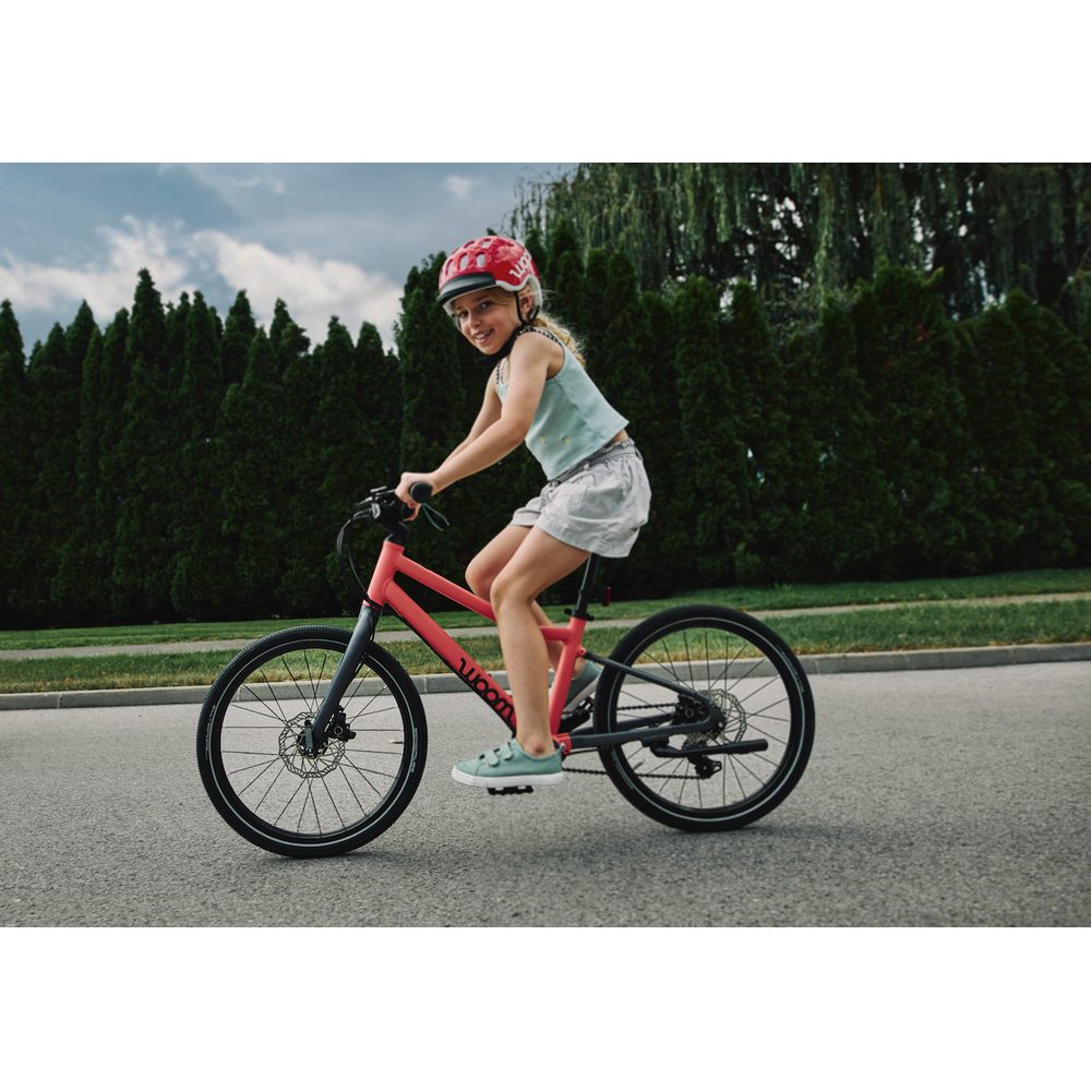 Explore 4 Woom Red 20"