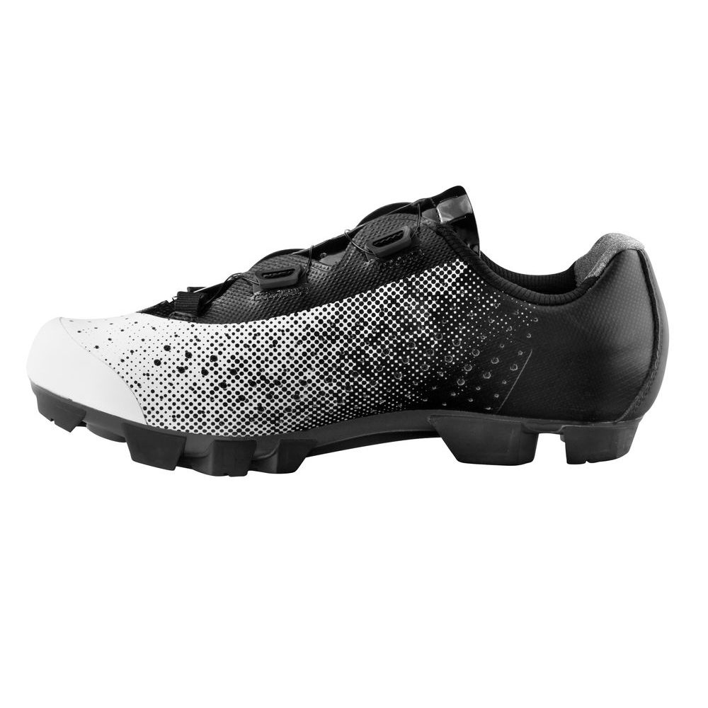MTB SCORE, white-black