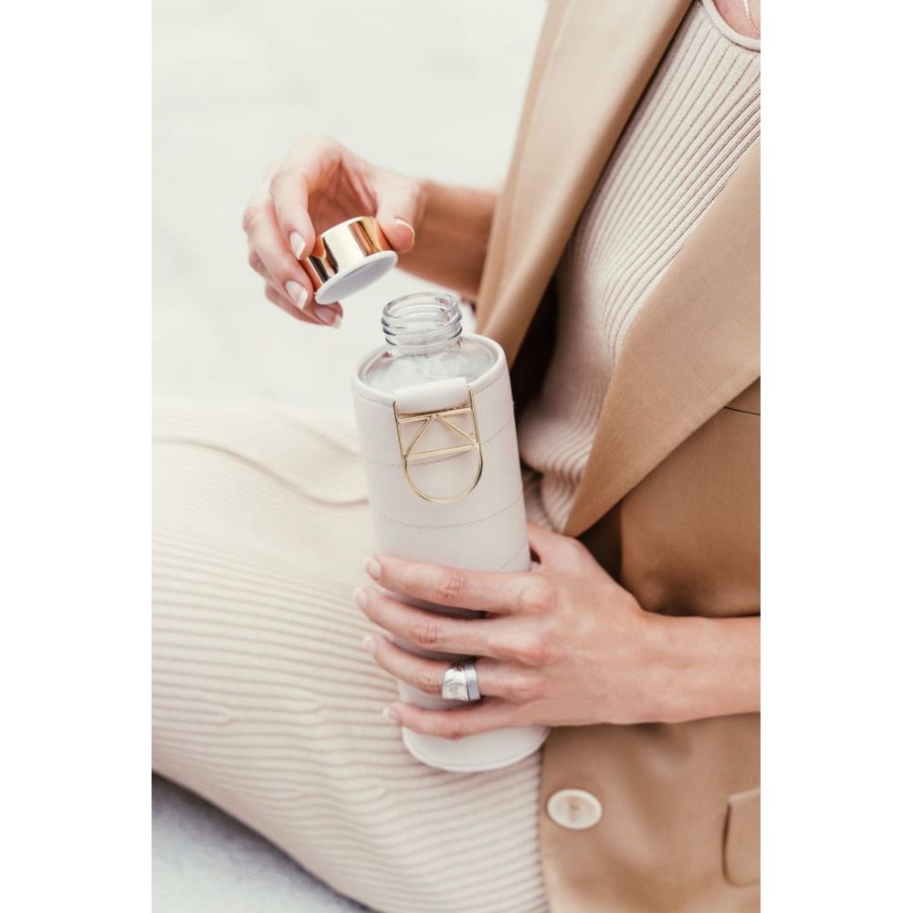 Mismatch Beige 750ml with leather cover