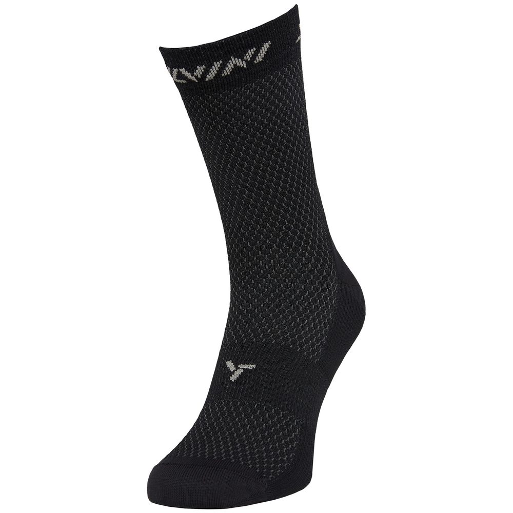 Pietore, black