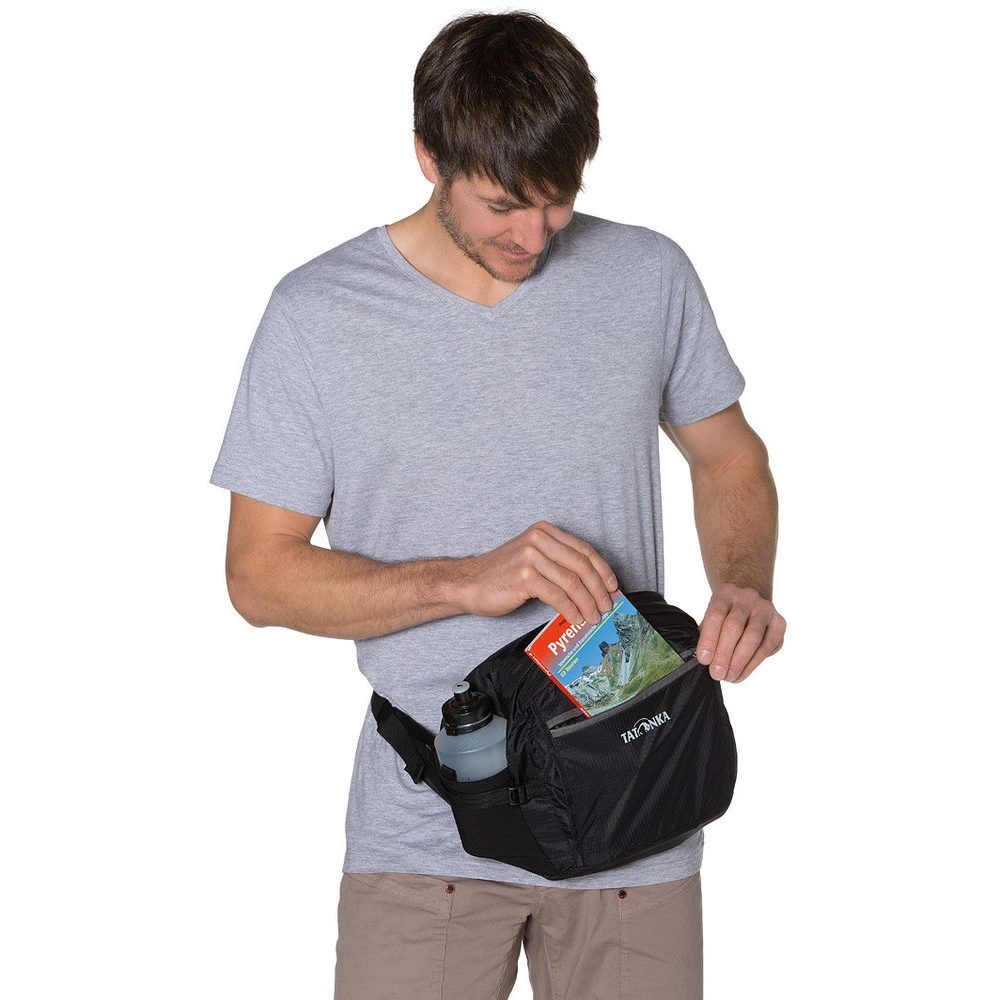 HIP BAG M black