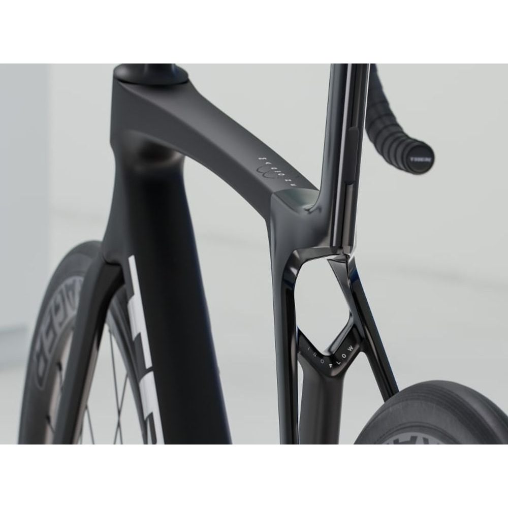Madone SL 6 Matte Dark Web