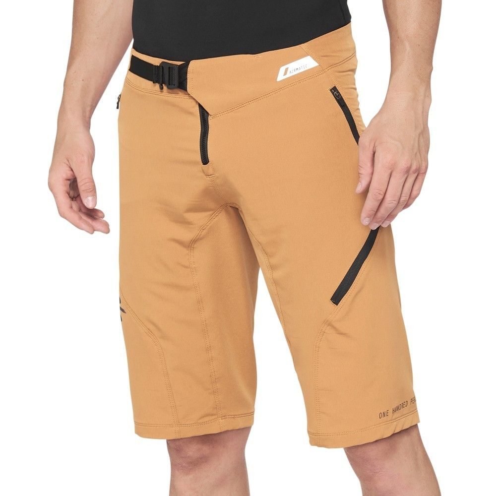 AIRMATIC Shorts Caramel