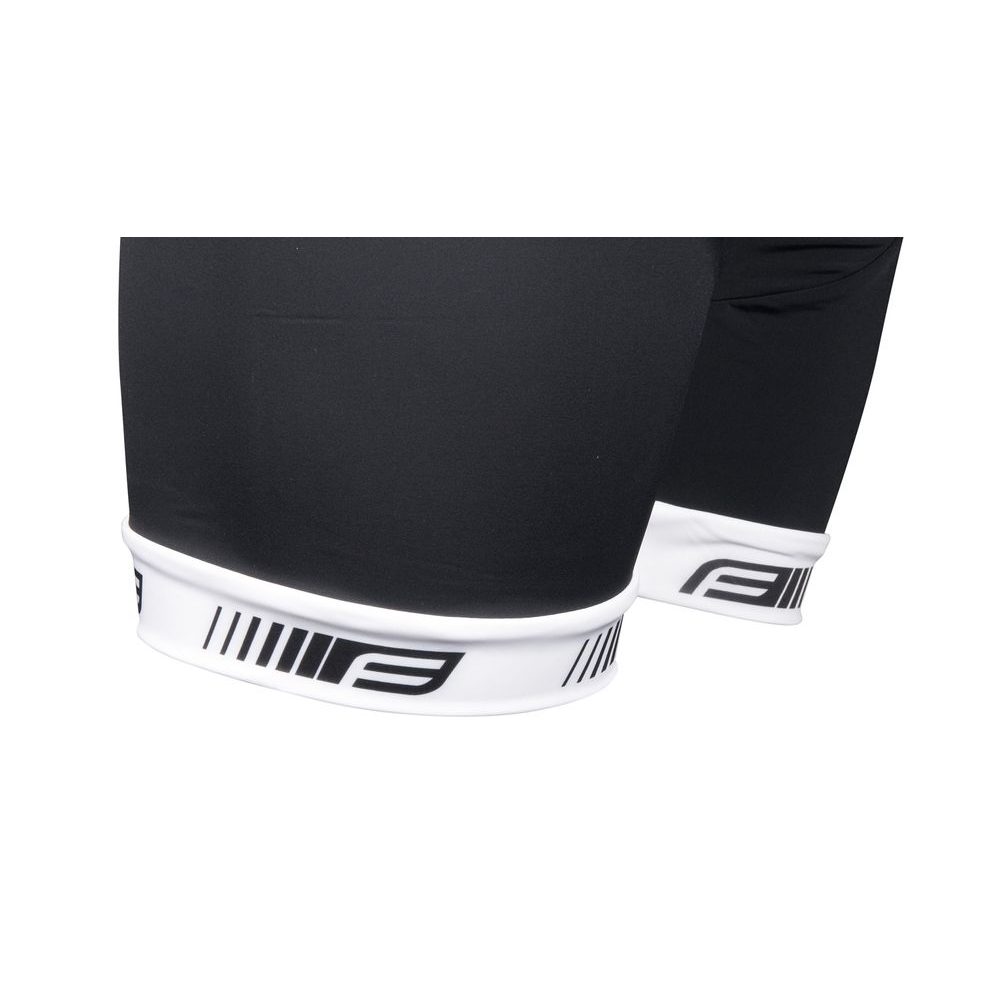 B38 with scissors with insert, black