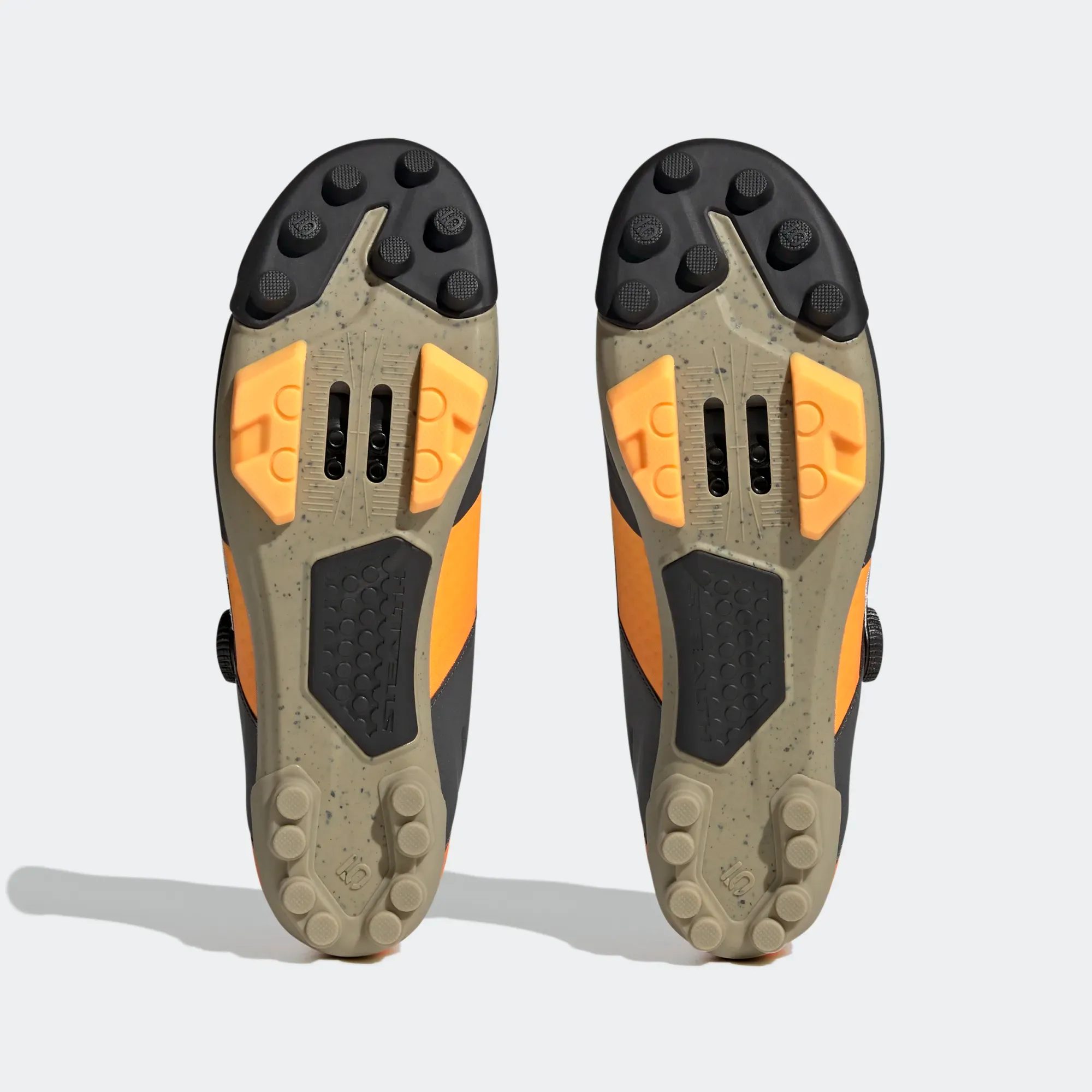 Kestrel Boa, Black White Impact Orange