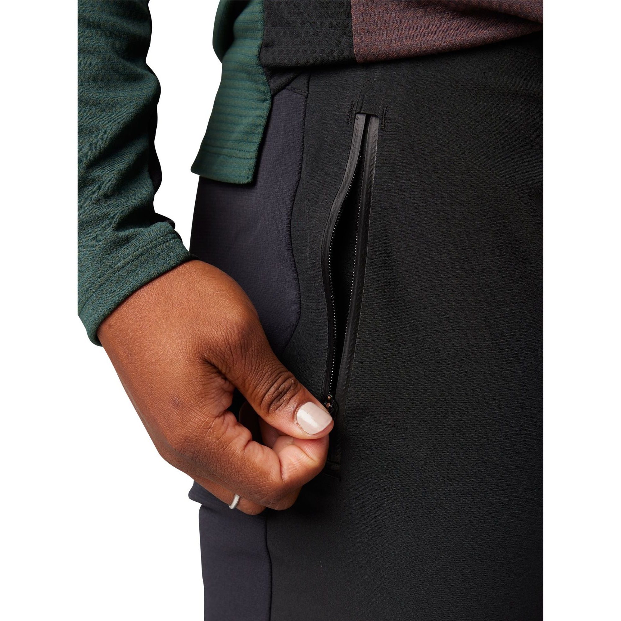 W Defend 3L Water Pant Black