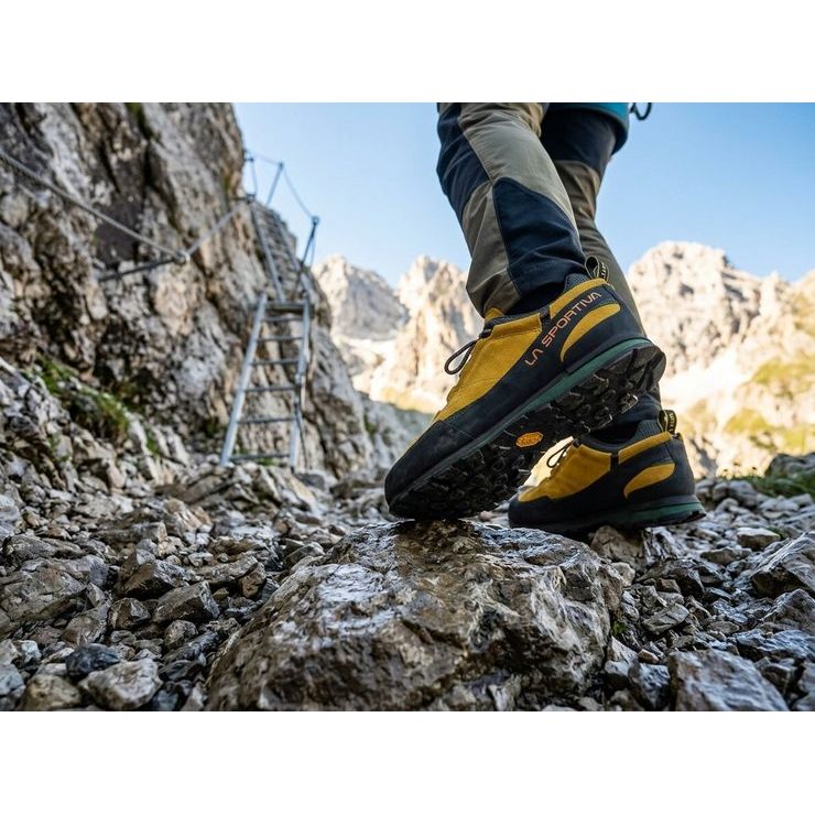 LA SPORTIVA Boulder X Savana/Tiger