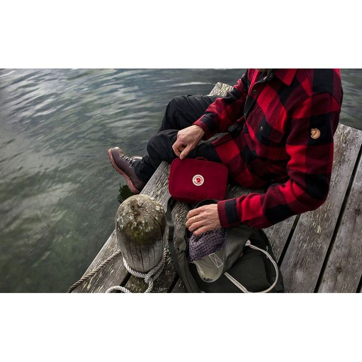 FJÄLLRÄVEN Kĺnken Toiletry Bag, Frost Green