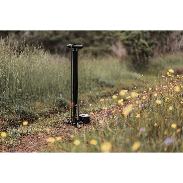 LEZYNE GRAVEL DIGITAL DRIVE PRO GLOSS BLACK