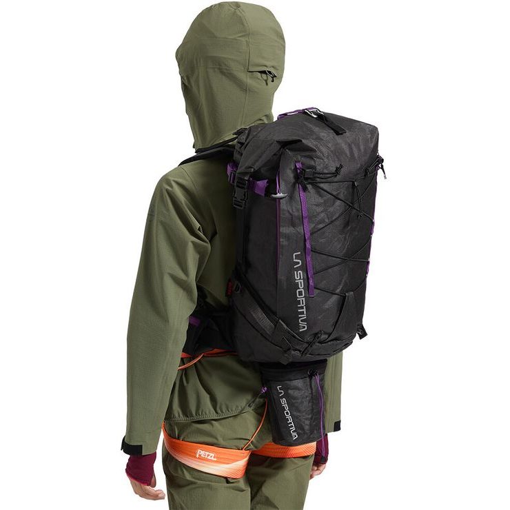 LA SPORTIVA Challenger 28 Backpack Black